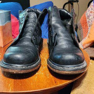Doc Martens men's size 9/EU 42 black boots
